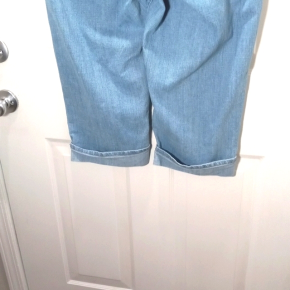 Riders Lee Sz 14 m Capris with cuffs. 4 pockets - Picture 5 of 5